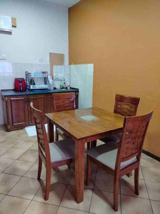 Homestay Elina - Cheap And Cosy Port Dickson Luaran gambar