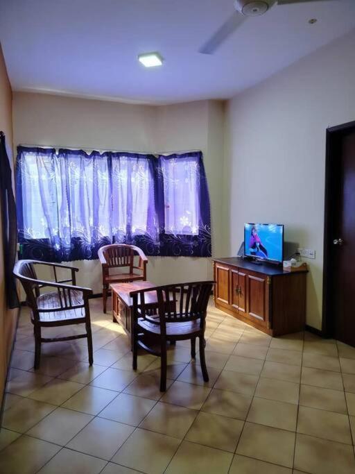 Homestay Elina - Cheap And Cosy Port Dickson Luaran gambar