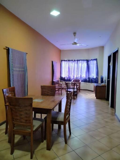Homestay Elina - Cheap And Cosy Port Dickson Luaran gambar